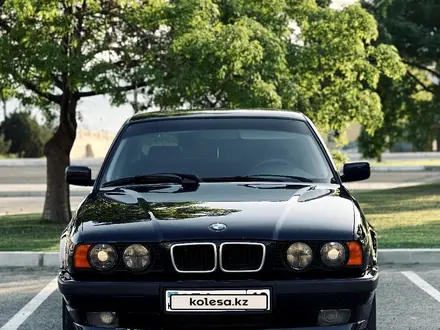 BMW 525 1994 года за 3 100 000 тг. в Актау