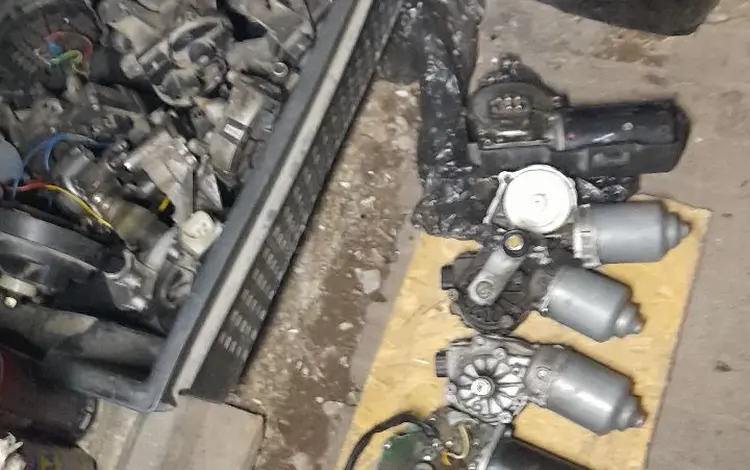 Автомобильные дворник маторчик. за 35 000 тг. в Алматы
