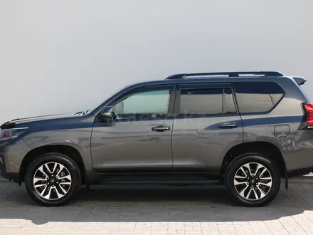 Toyota Land Cruiser Prado 2022 года за 23 990 000 тг. в Астана – фото 3