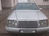 Mercedes-Benz E 220 1994 года за 1 450 000 тг. в Шымкент – фото 4