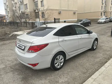 Hyundai Accent 2015 года за 4 300 000 тг. в Атырау – фото 4