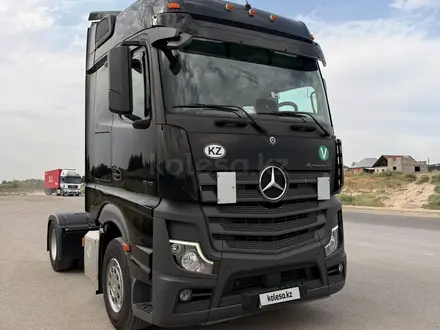 Mercedes-Benz  Actros 2024 года за 45 000 000 тг. в Алматы – фото 17