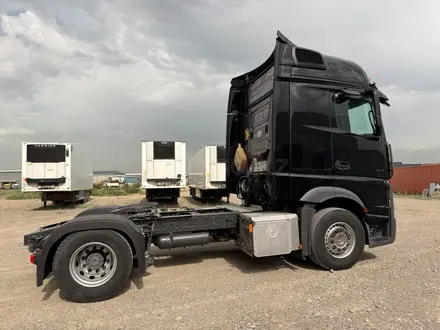Mercedes-Benz  Actros 2024 года за 45 000 000 тг. в Алматы – фото 2