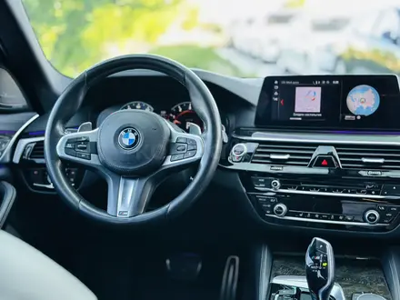 BMW 540 2017 года за 23 990 000 тг. в Шымкент – фото 17