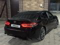 Toyota Camry 2019 года за 10 800 000 тг. в Тараз – фото 4