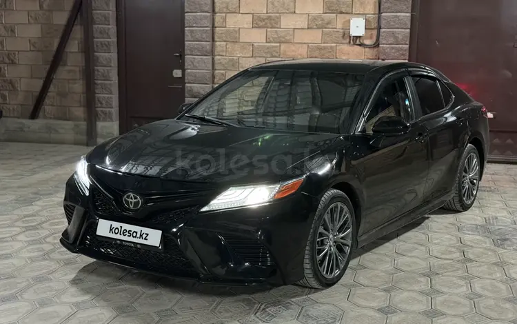 Toyota Camry 2019 года за 10 800 000 тг. в Тараз