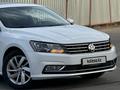 Volkswagen Passat 2017 года за 9 500 000 тг. в Алматы – фото 9