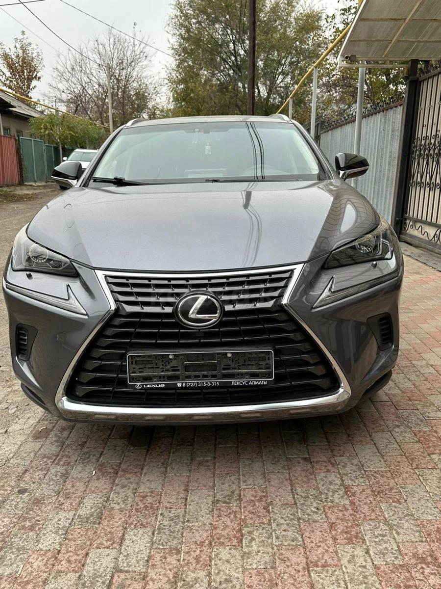 Lexus NX 300 2018 г.