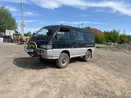 Mitsubishi Delica 1992 года за 2 000 000 тг. в Астана – фото 2