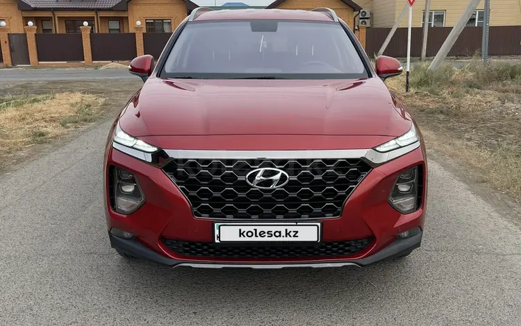 Hyundai Santa Fe 2020 годаүшін11 000 000 тг. в Атырау
