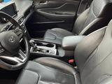 Hyundai Santa Fe 2020 года за 11 000 000 тг. в Атырау – фото 3