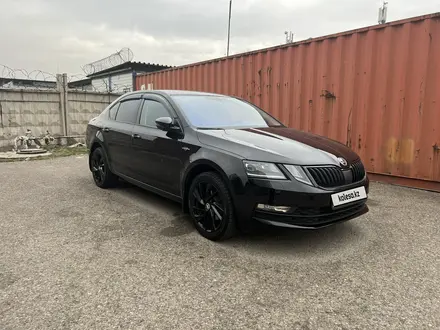 Skoda Octavia 2019 года за 11 500 000 тг. в Алматы – фото 6