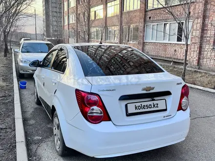 Chevrolet Aveo 2014 года за 3 200 000 тг. в Усть-Каменогорск – фото 5
