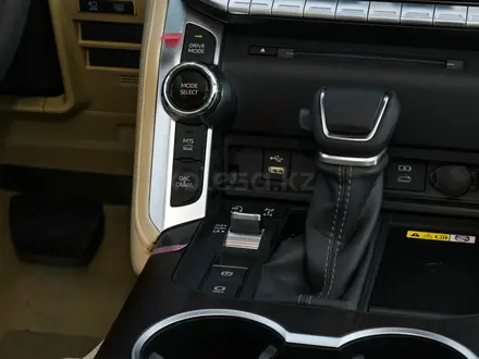 Toyota Land Cruiser 2023 года за 38 959 470 тг. в Алматы – фото 19