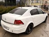Opel Astra 2011 года за 2 000 000 тг. в Атырау – фото 3