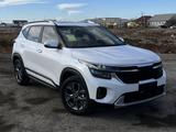 Kia Seltos 2025 года за 11 500 000 тг. в Атырау – фото 2