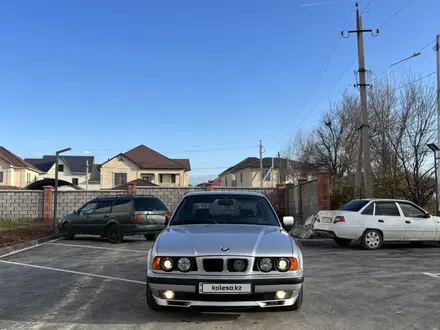 BMW 525 1993 года за 2 880 000 тг. в Шымкент