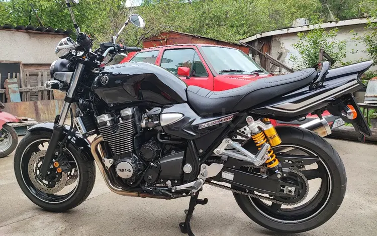 Yamaha  XJR1300 2012 годаүшін4 000 000 тг. в Астана