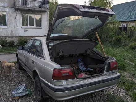 Mazda 626 1986 года за 900 000 тг. в Усть-Каменогорск – фото 2