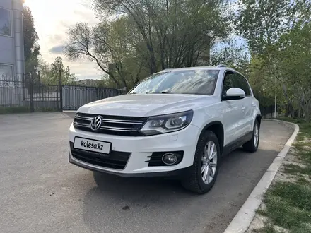 Volkswagen Tiguan 2016 года за 9 100 000 тг. в Алматы