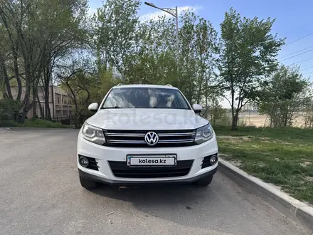 Volkswagen Tiguan 2016 года за 9 100 000 тг. в Алматы – фото 3
