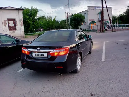 Toyota Camry 2014 года за 9 200 000 тг. в Семей – фото 3