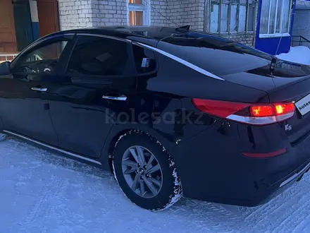 Kia K5 2020 года за 11 000 000 тг. в Алматы – фото 13