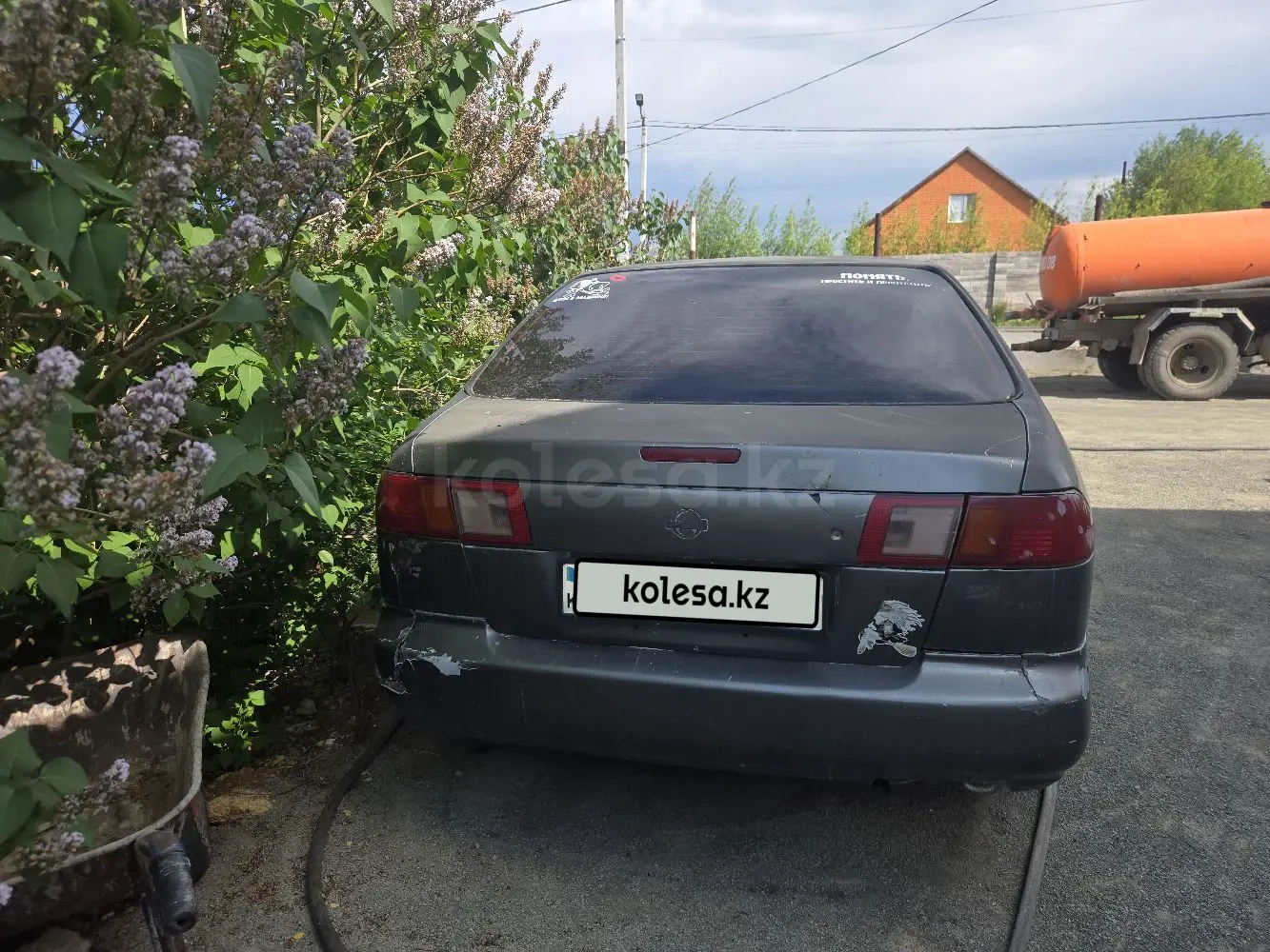 Nissan Sunny, 1995