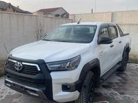 Toyota Hilux 2023 года за 24 000 000 тг. в Актау