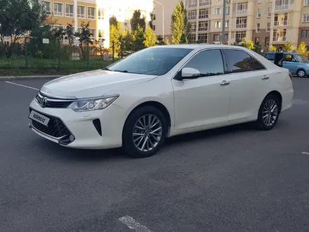 Toyota Camry 2016 года за 10 700 000 тг. в Астана