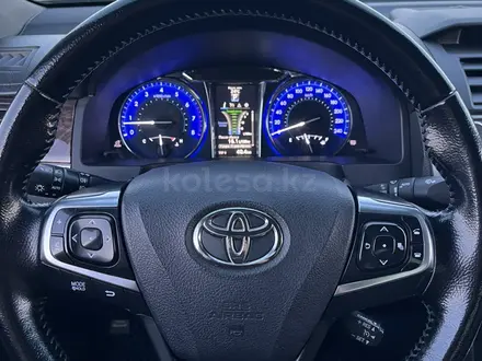 Toyota Camry 2016 года за 10 500 000 тг. в Астана – фото 12