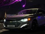 Chevrolet Malibu 2020 годаfor9 100 000 тг. в Алматы – фото 2