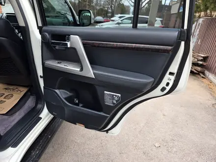 Toyota Land Cruiser 2013 года за 19 500 000 тг. в Астана – фото 23