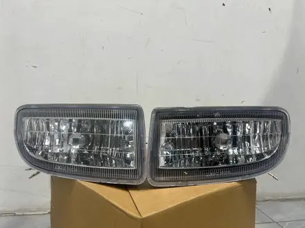 TLC 100 2002-2007 туманка за 10 000 тг. в Алматы