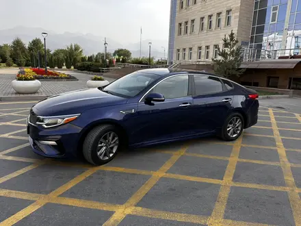 Kia Optima 2019 года за 9 000 000 тг. в Алматы – фото 13