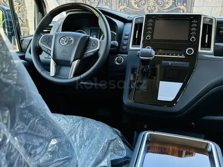 Toyota Granvia 2023 года за 43 400 000 тг. в Алматы – фото 4