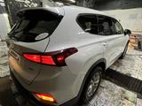 Hyundai Santa Fe 2018 годаүшін9 000 000 тг. в Астана – фото 3