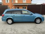 Opel Astra 2011 годаүшін2 400 000 тг. в Атырау – фото 2
