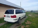 SEAT Alhambra 2002 года за 1 800 000 тг. в Аксай – фото 5