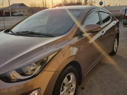 Hyundai Elantra 2013 года за 6 100 000 тг. в Атырау – фото 2