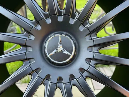 Оригинальные диски R21 AMG на Mercedes GLS Мерседес за 980 000 тг. в Алматы – фото 5