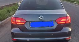 Volkswagen Jetta 2014 года за 5 600 000 тг. в Уральск – фото 2