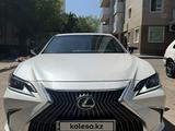 Lexus ES 250 2020 года за 19 500 000 тг. в Астана – фото 3