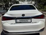 Lexus ES 250 2020 года за 19 500 000 тг. в Астана – фото 4