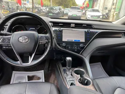 Toyota Camry 2019 года за 10 500 000 тг. в Алматы – фото 5