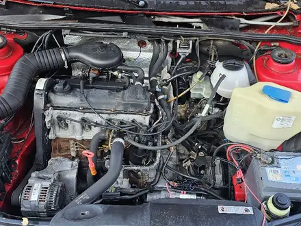 Двигатель мотор 1.8 2.0 RP AAM ABS AGG 2E за 1 110 тг. в Актобе – фото 3