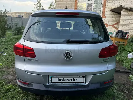 Volkswagen Tiguan 2014 года за 5 450 000 тг. в Уральск – фото 4