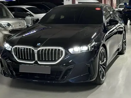 BMW 530 2023 года за 38 000 000 тг. в Алматы