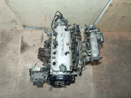 Двигатель F22B F22 2.2 VTEC Honda Accord CE CD одновальный Хонда Аккорд за 380 000 тг. в Караганда