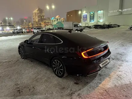 Hyundai Sonata 2019 года за 10 800 000 тг. в Астана – фото 7